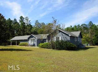 42 Phillips St, Swainsboro, GA 30401