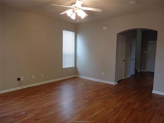 3rd image of 4101 McFarland Dr