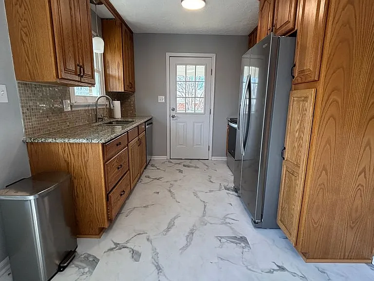 449 Missimer Ln — Photo 15