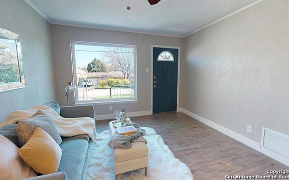 3rd image of 311 Hope Dr