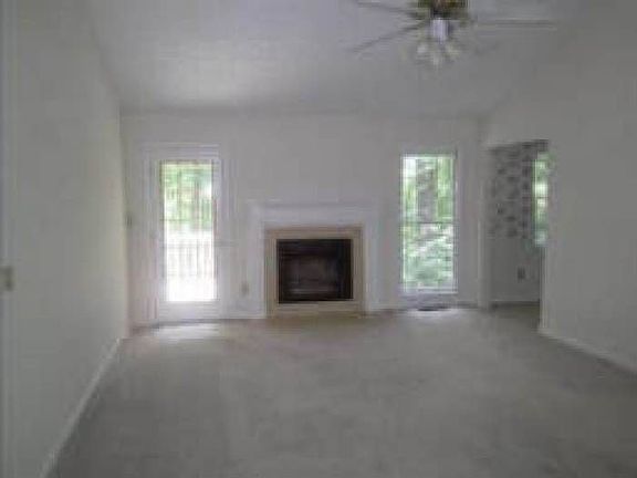 4th image of 5036 Olde Mill Dr
