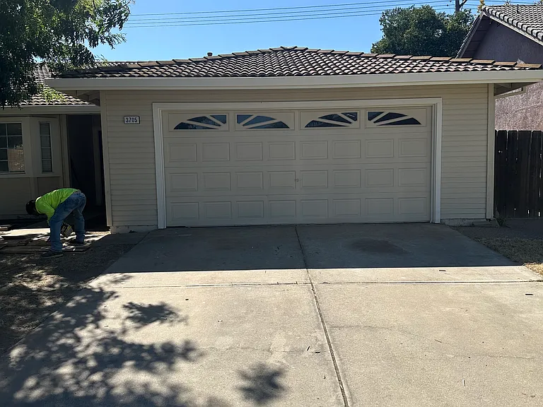 3705 Cassie Ln — Photo 1