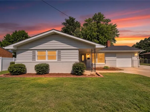 72 Stanley Dr, Newport News, VA 23608