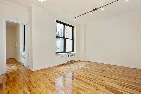 Sold by Mirador Real Estate | media 3