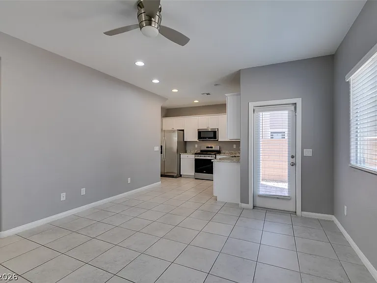 1835 Lincoln Rd — Photo 11