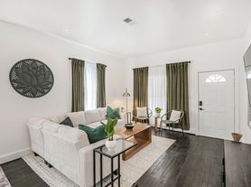 3309 Webster St, Houston, TX