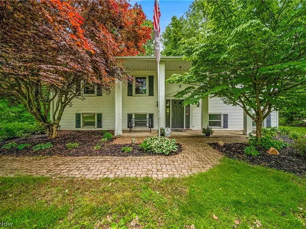 6207 Cheryl Dr, Painesville, OH 44077