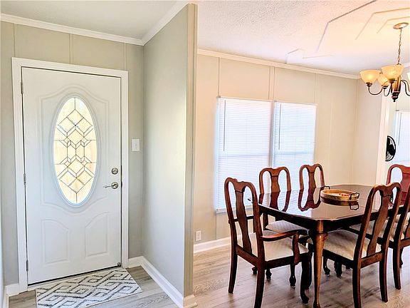 5th image of 110 Crosby Dr