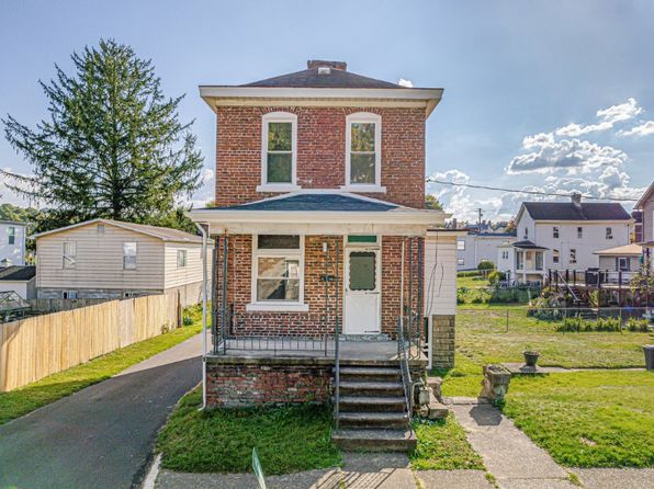 210-212 Penn St