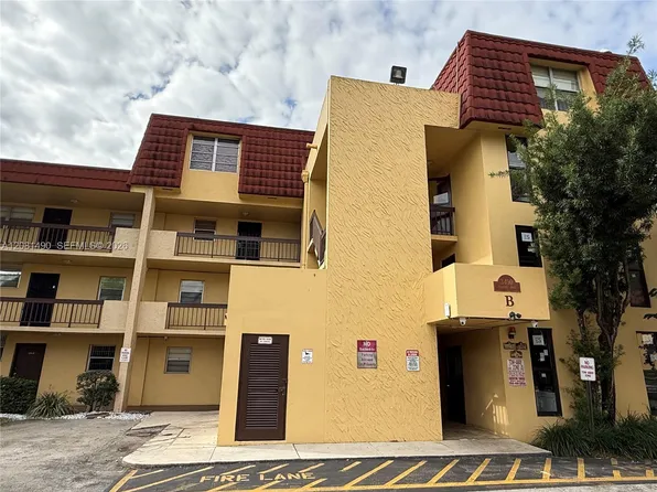 3490 Foxcroft Rd #B208, Miramar, FL 33025