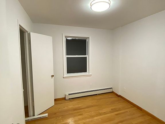 3rd image of 121XX 25th Ave Floor 1