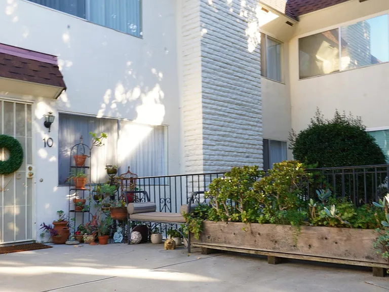 806 E 4th Ave #0 — Photo 19