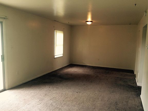 4th image of 6502 Carefree Ln APT 04