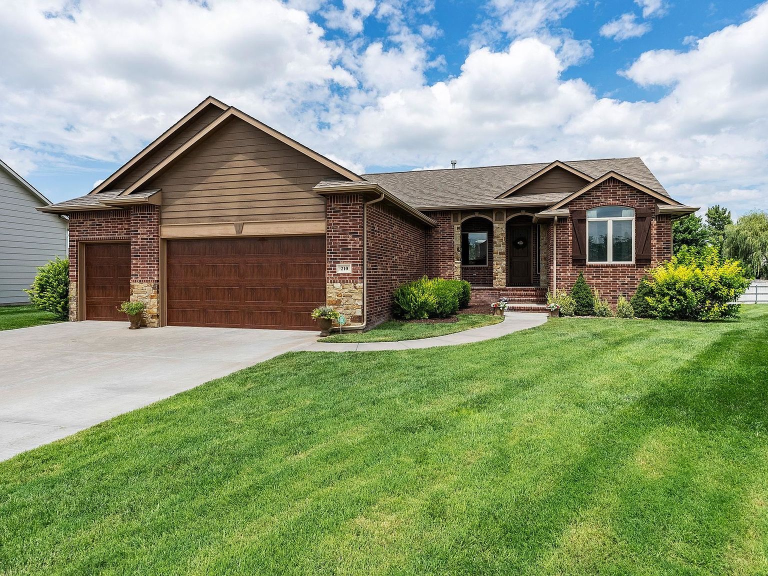 210 S Crocker Ct, Colwich, KS 67030 Zillow