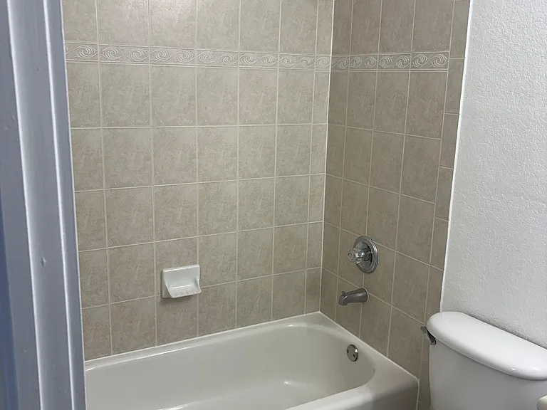 5600 NW 107th Ave #1413 — Photo 26