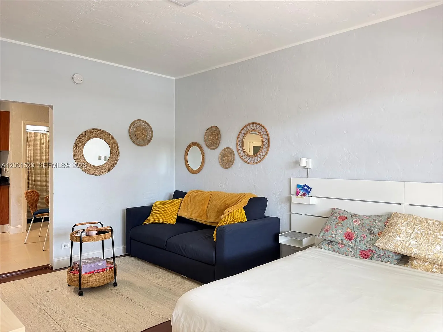 The Bayliss Condo — Photo 2