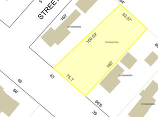 41 Mountain St, Camden, ME 04843