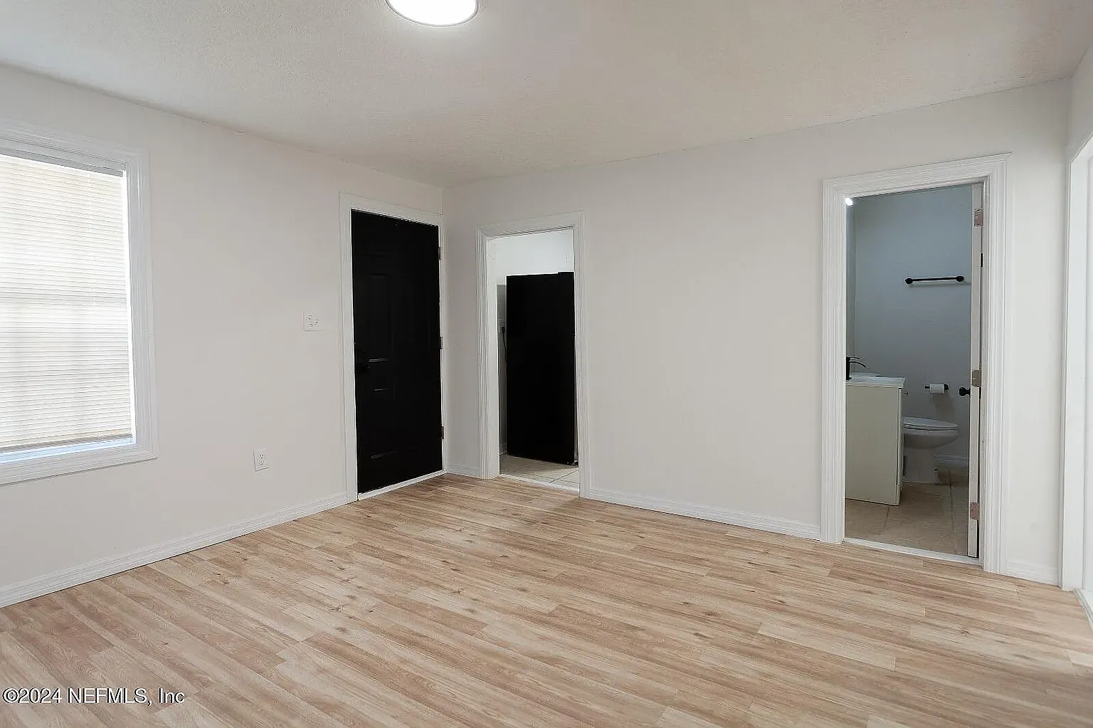 2 bed, 525 sqft, $925 — Photo 3
