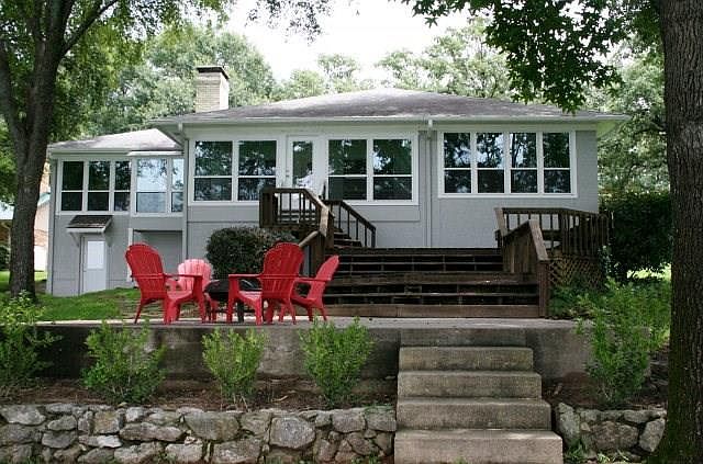1st image of 205 Hickory Creek Cir
