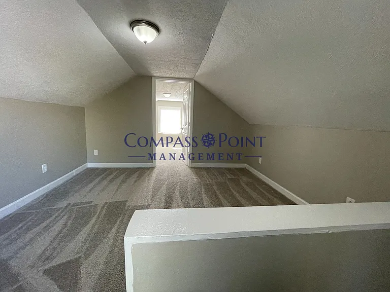443 Shawnee Ave — Photo 11