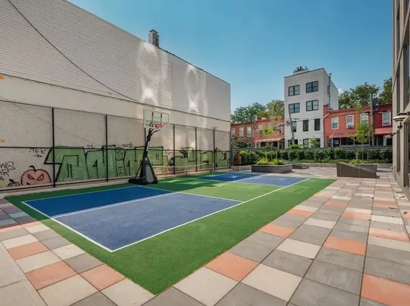 378 Weirfield Street image 16 of 24