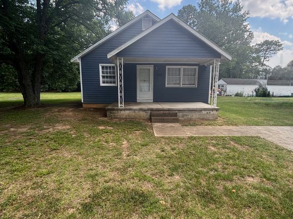 402 E Branch St, Benson, NC