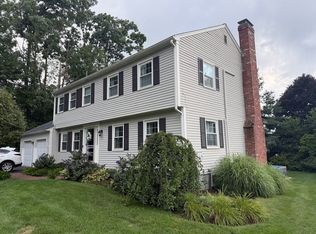 4 Robertson Rd, Auburn, MA 01501