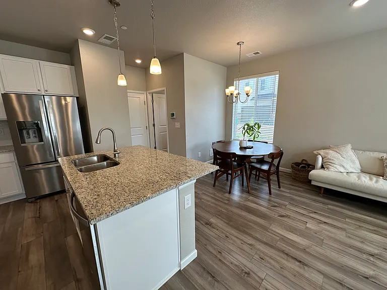 457 Millwall Cir — Photo 9