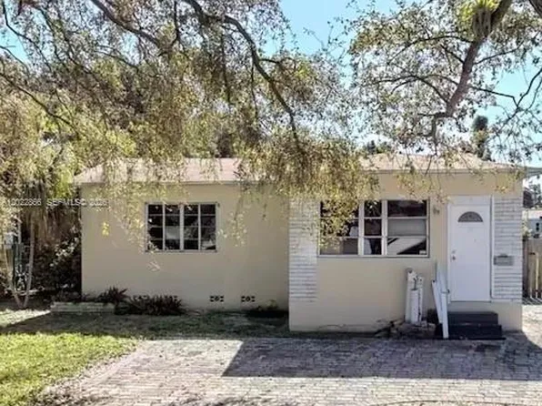 2458 Washington St, Hollywood, FL 33020