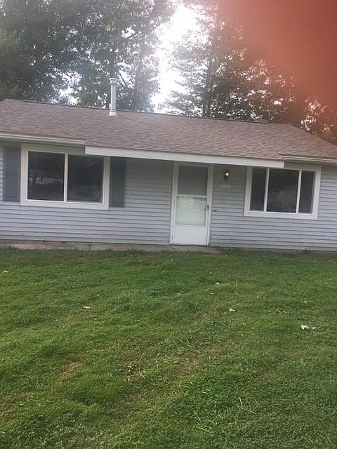 1st image of 1482 Ansonia Ave