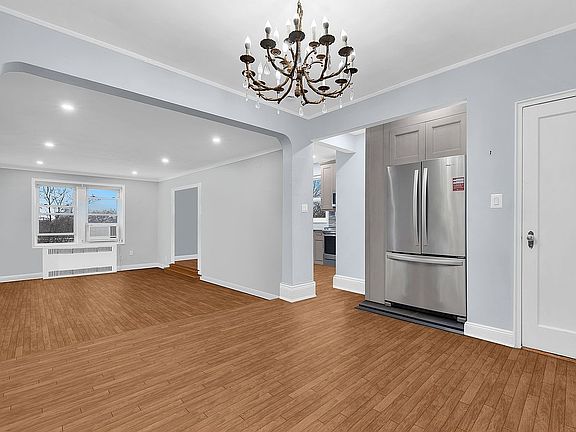 2nd image of 1620 Avenue 502