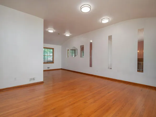 859 Lake Shore Dr, Parsippany, NJ 07054