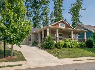 53 Asher Ln, Arden, NC 28704