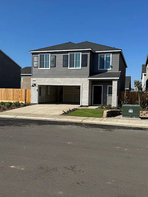 Building Photo - 3272 Amistad Ave
