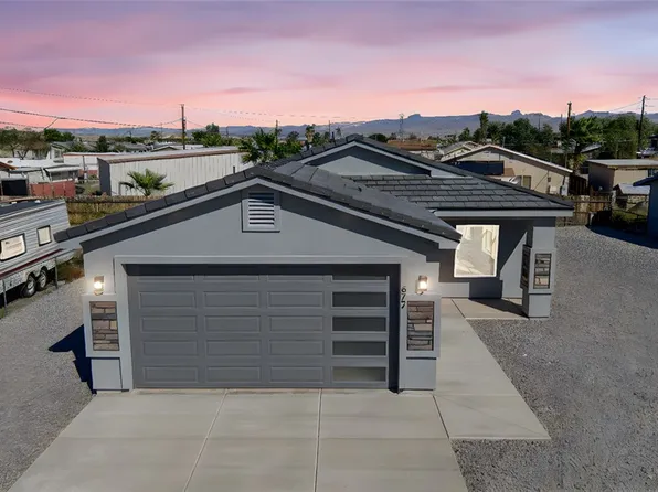 677 Cherry Blossom Ln, Bullhead City, AZ 86442
