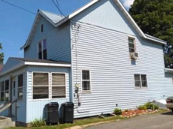 9 Edward St, Malone, NY 12953