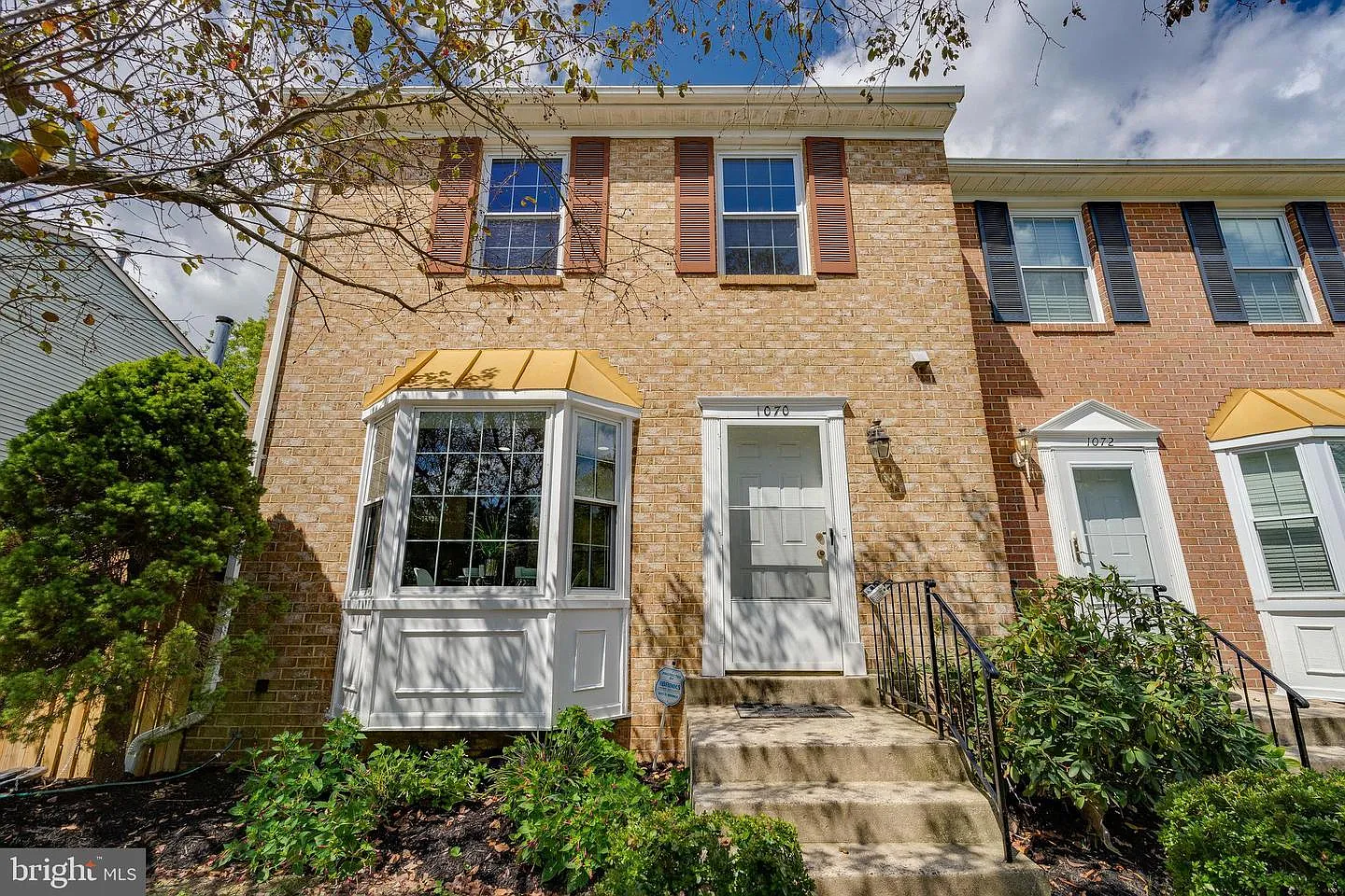 3 bed, 2.5 bath, 1280 sqft, $2,000 — Photo 1