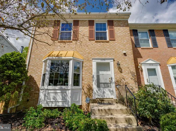 1070 Travis Ln, Gaithersburg, MD 20879