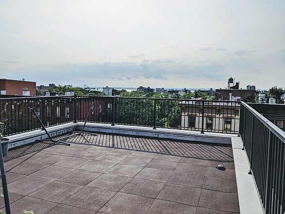 2nd image of 377 14th St #5
