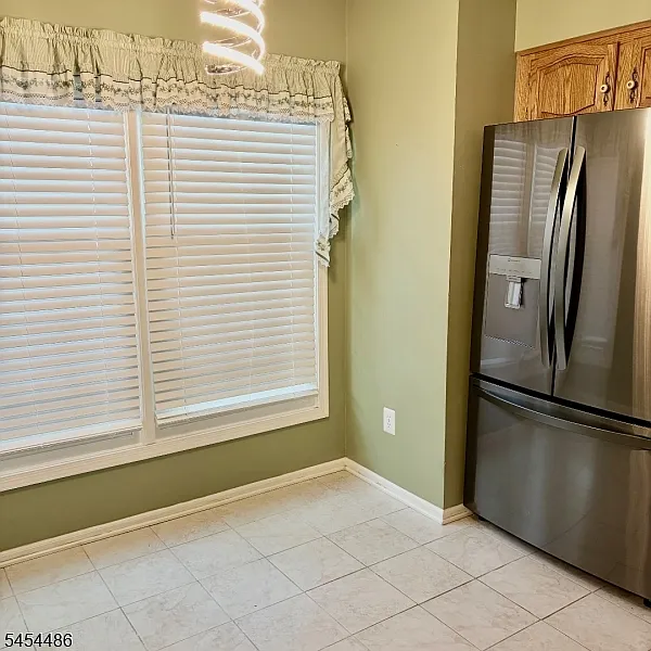 3 bed, 3.5 bath, $3,900 — Photo 3