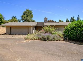 8588 Skyline Rd S, Salem, OR 97306