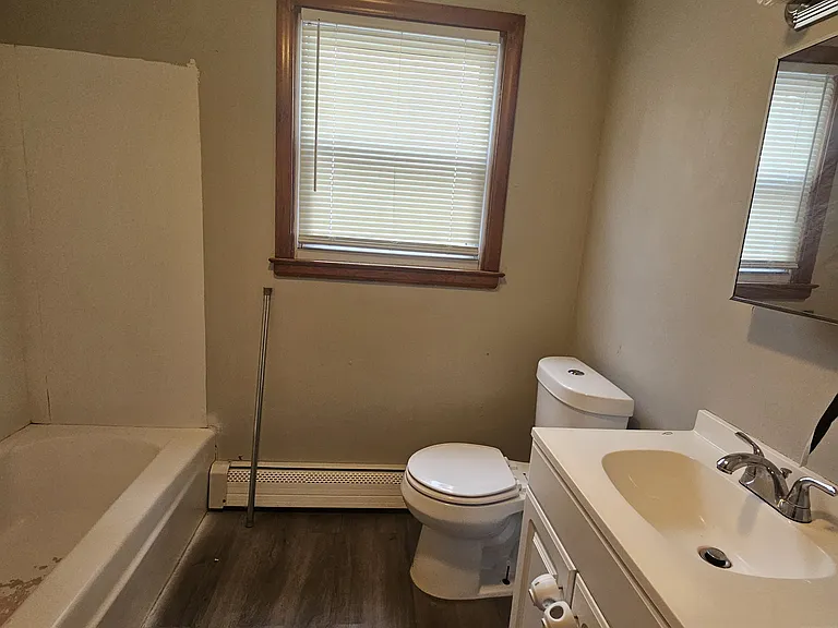 127 Warner St #2B — Photo 7