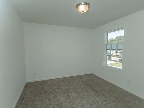 5th image of 4965 Napoli Dr