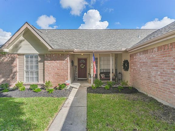 4th image of 1805 Whitebriar Dr