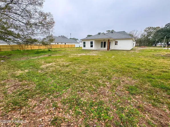 103 Berchman Oaks Dr, Lafayette, LA 70506