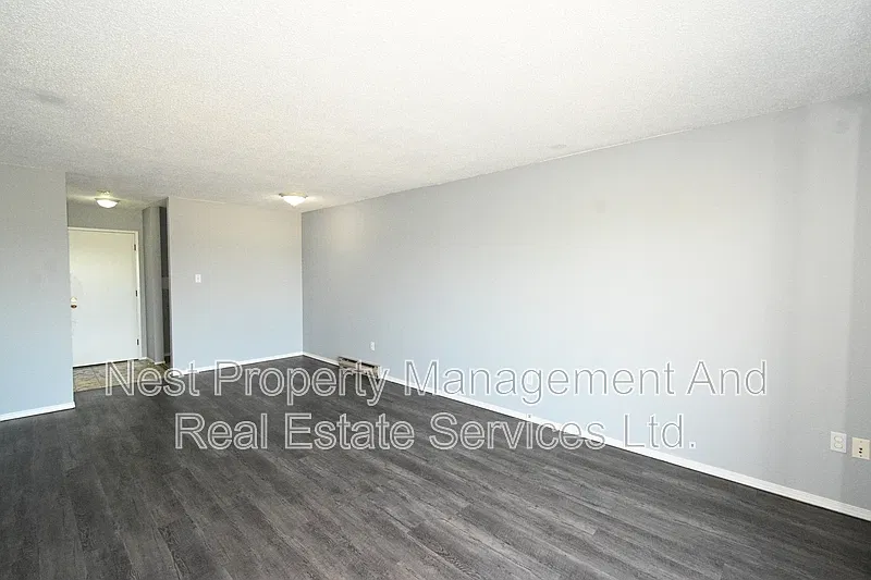 1 bed, 1.0 bath, $1,350 — Photo 2