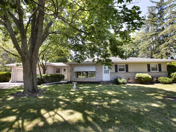W124S8033 North Cape ROAD, Muskego, WI 53150