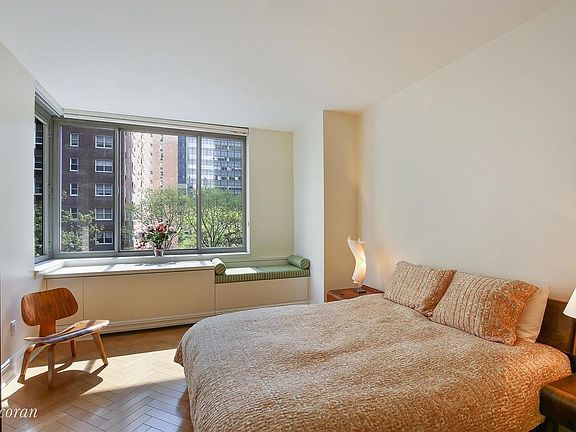 5th image of 2 Columbus Ave APT 4C