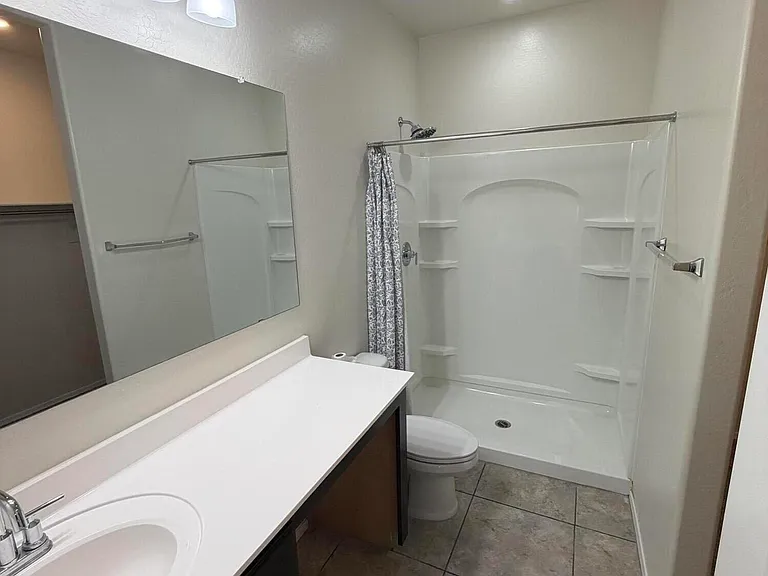 7836 W Riverside Ave — Photo 10
