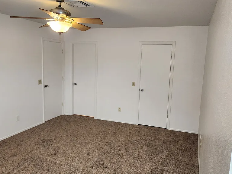 2721 W Estrella Dr — Photo 33